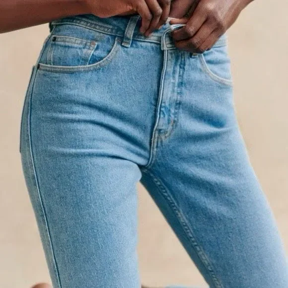 ✨Sezane Slim Parfait Sz 38/US 6 Jeans In Light Blue Wash✨ - Picture 4 of 10
